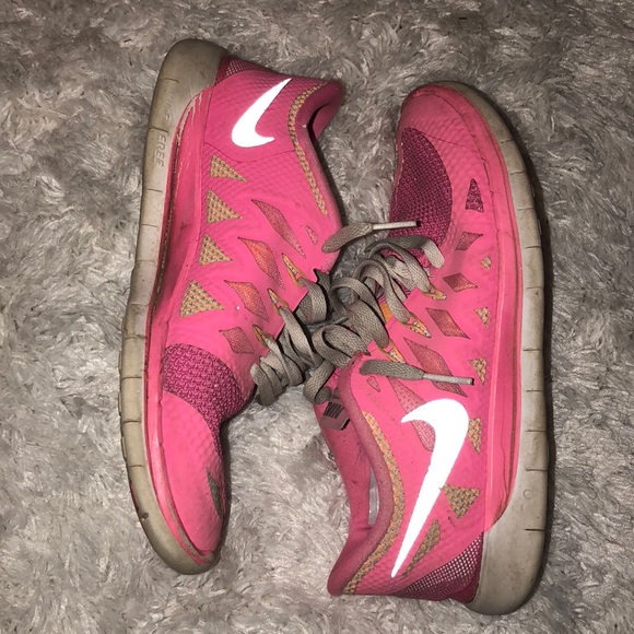 Pink Nike Free Run 5 - Picture 3 of 4